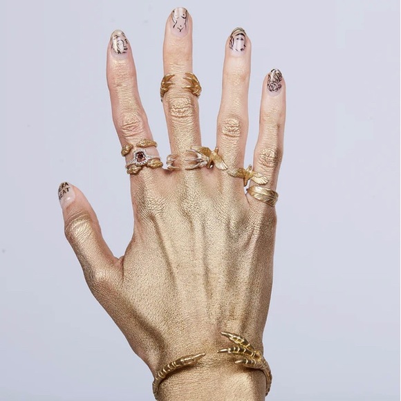 Verameat Fearless Talon Cuff / Brass - Picture 5 of 12